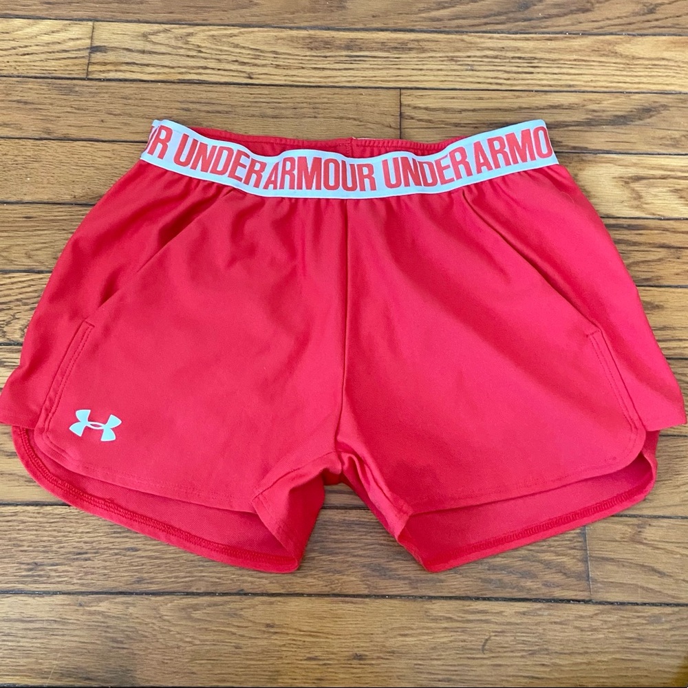 Under Armor Red Shorts M Athletic